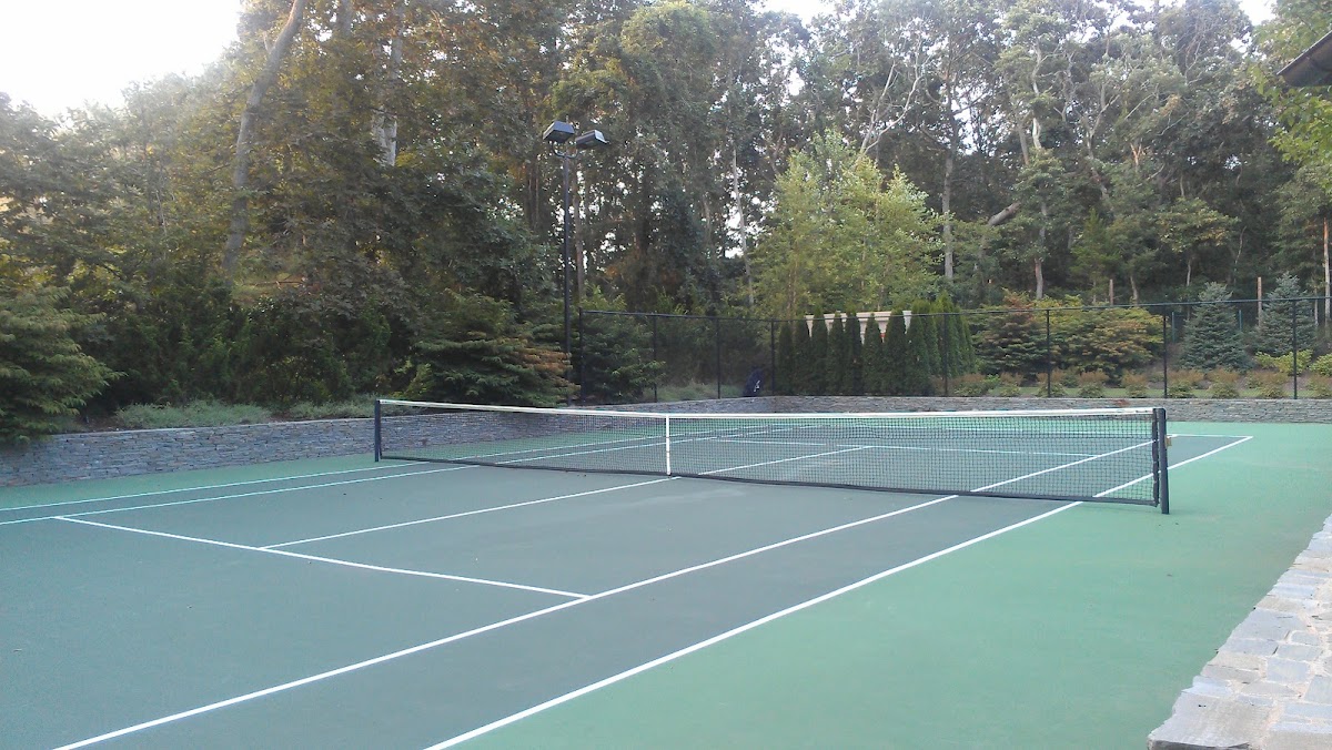 East Hampton Tennis Club - Photo 3
