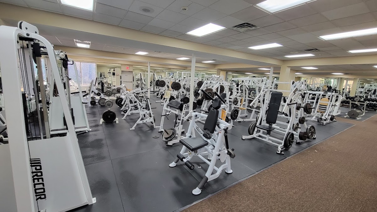 Eastern Athletic Clubs - Photo 2
