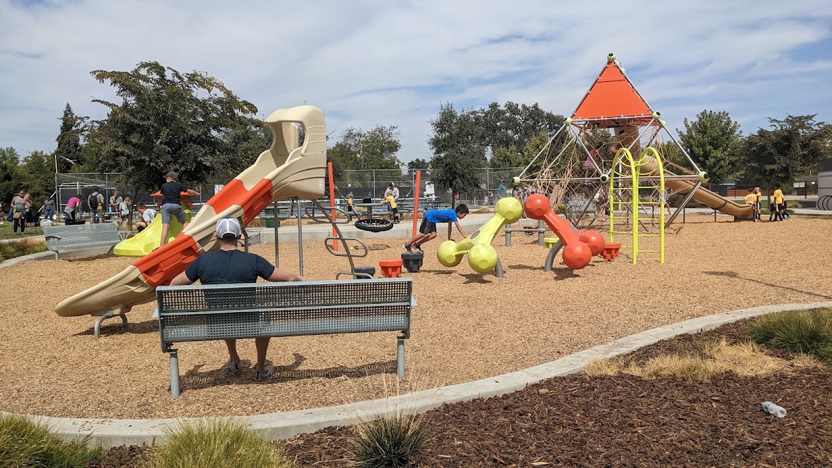 Eastern Oak Park - Photo 3