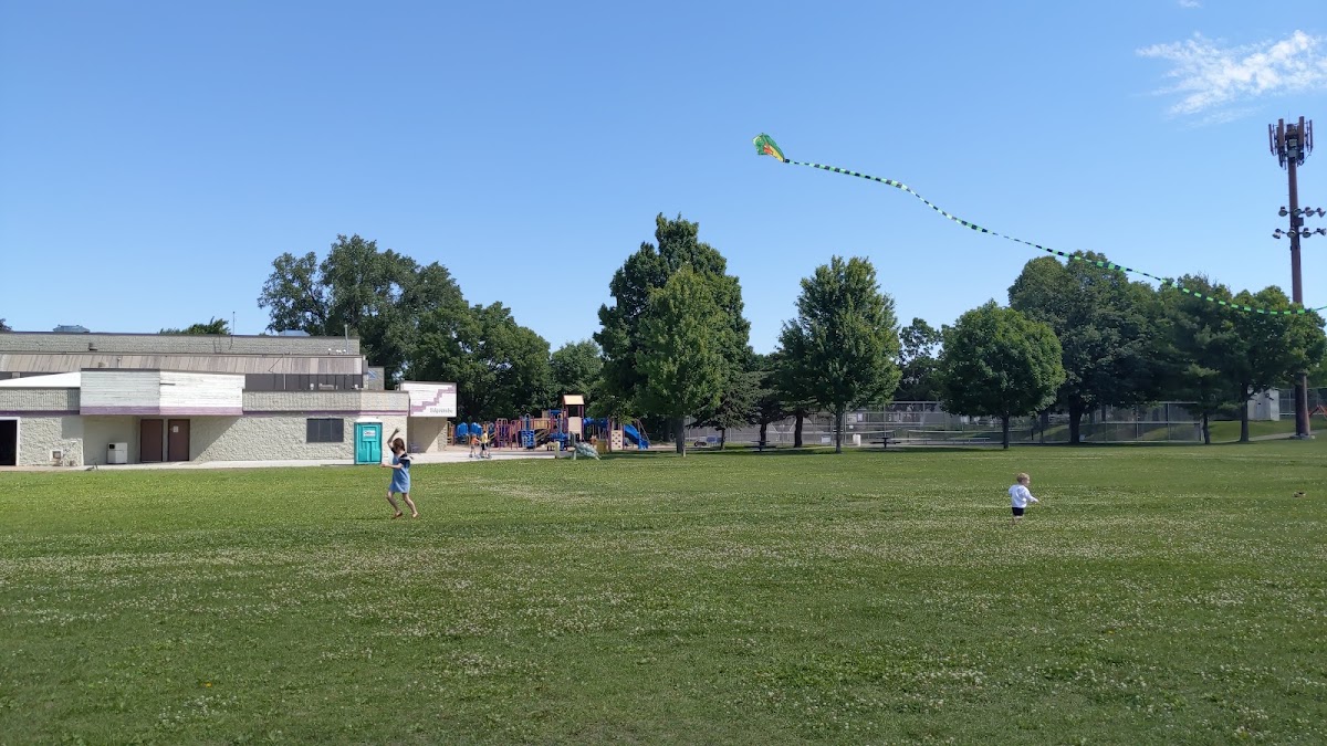 Edgcumbe Recreation Center - Photo 2