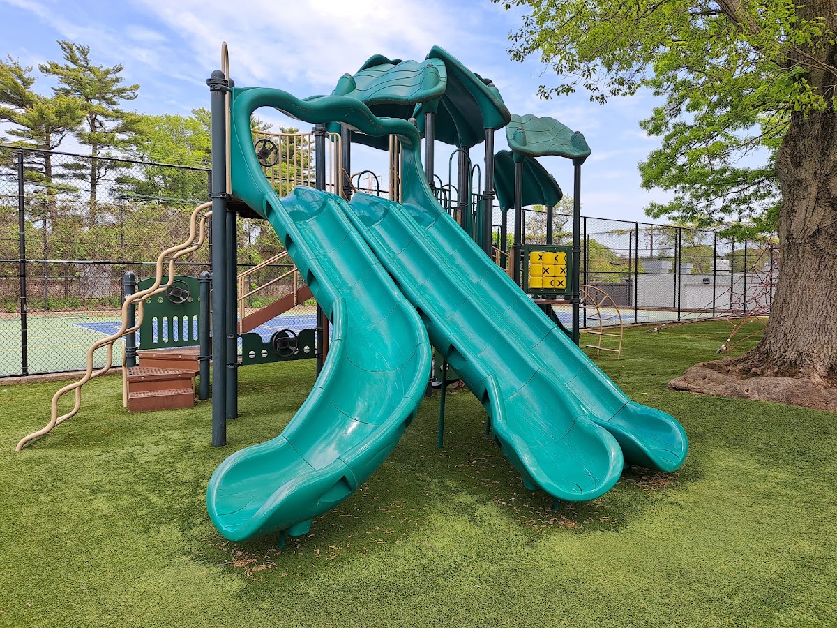Edgemere Park - Photo 1