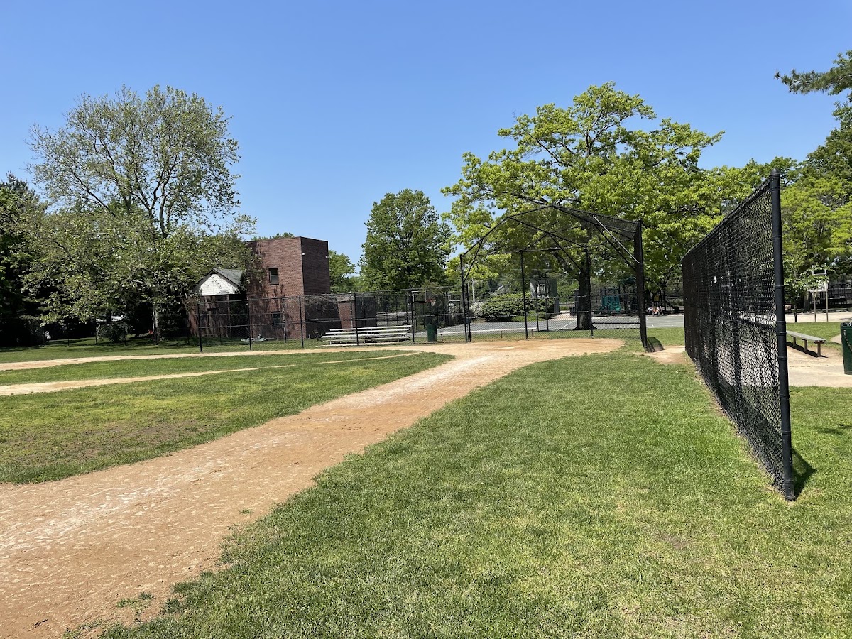 Edgemere Park - Photo 3