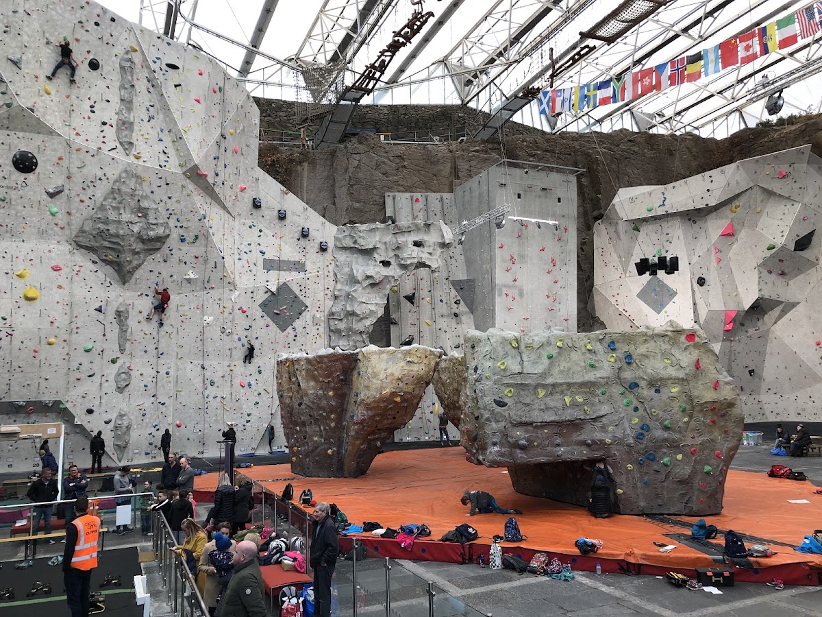 Edinburgh International Climbing Arena: Ratho - Photo 2