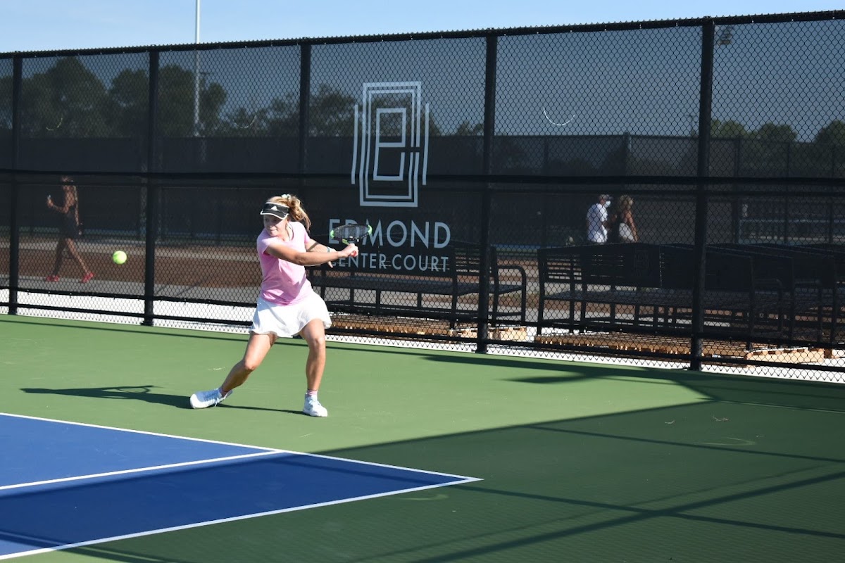 Edmond Center Court - Photo 1