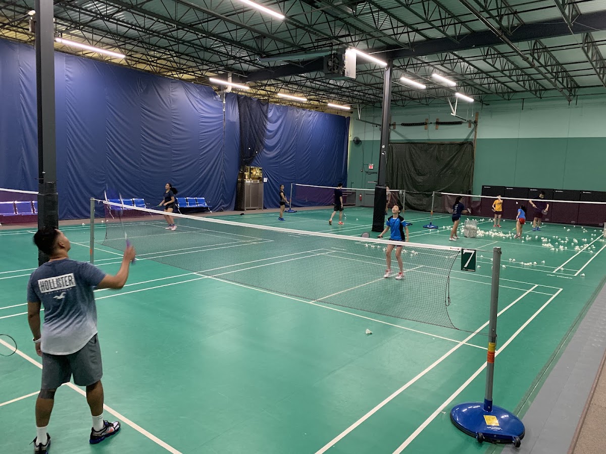Egret Badminton Naperville - Photo 2