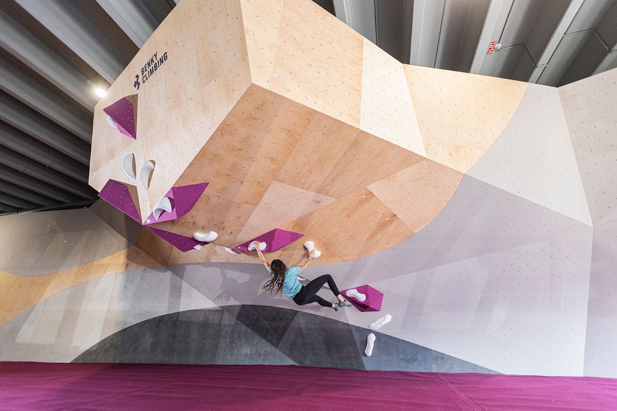 einstein - Klettern in der Boulderhalle Düsseldorf