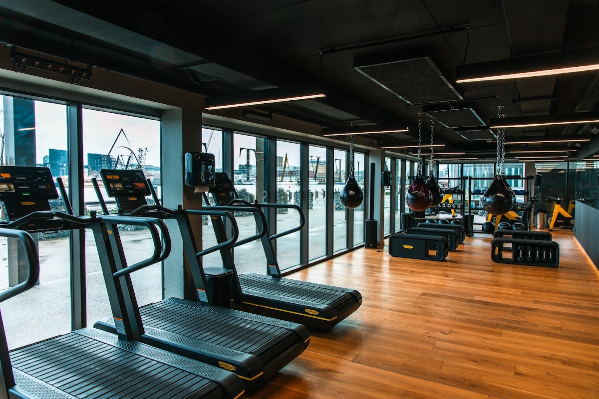 Elevate Premium Fitness Bassins à Flot - Photo 2