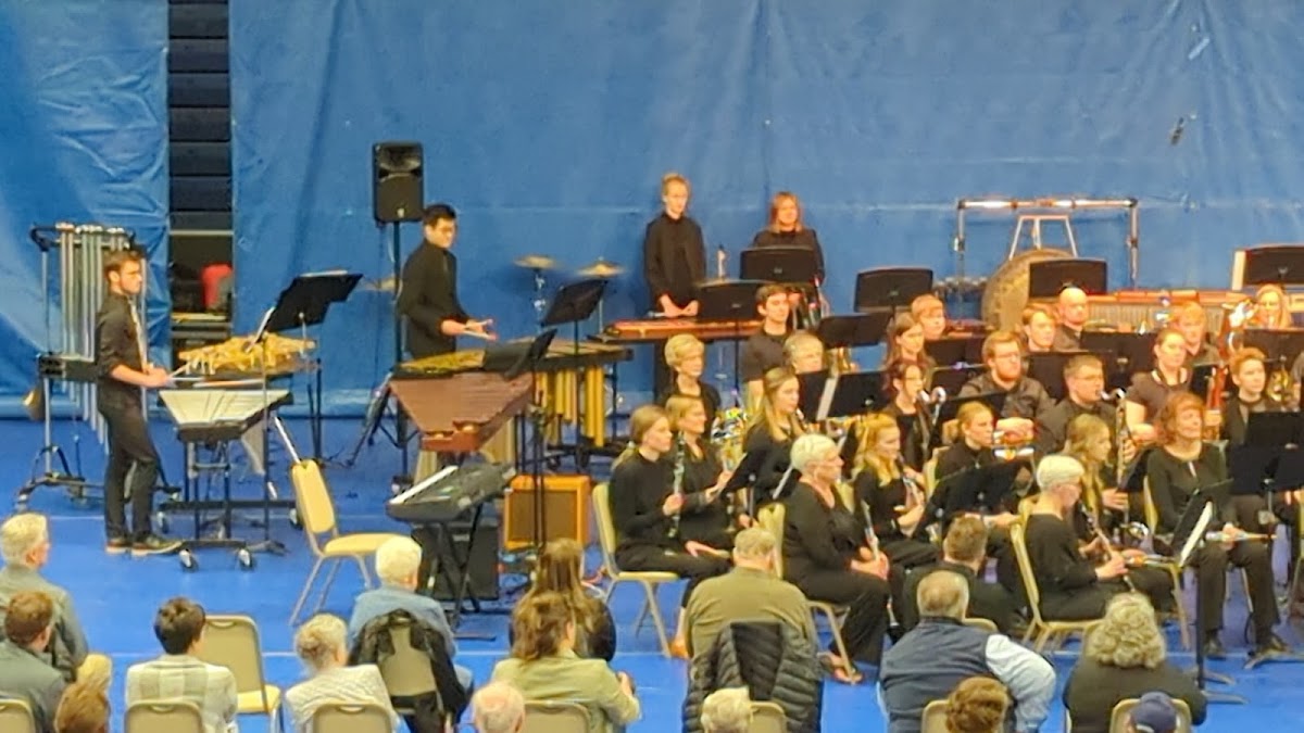 Elmen Center - Photo 1