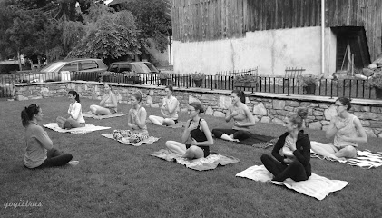 Elodie Bams Yoga, massages, méditation, relaxation, coaching holistique - Photo principale