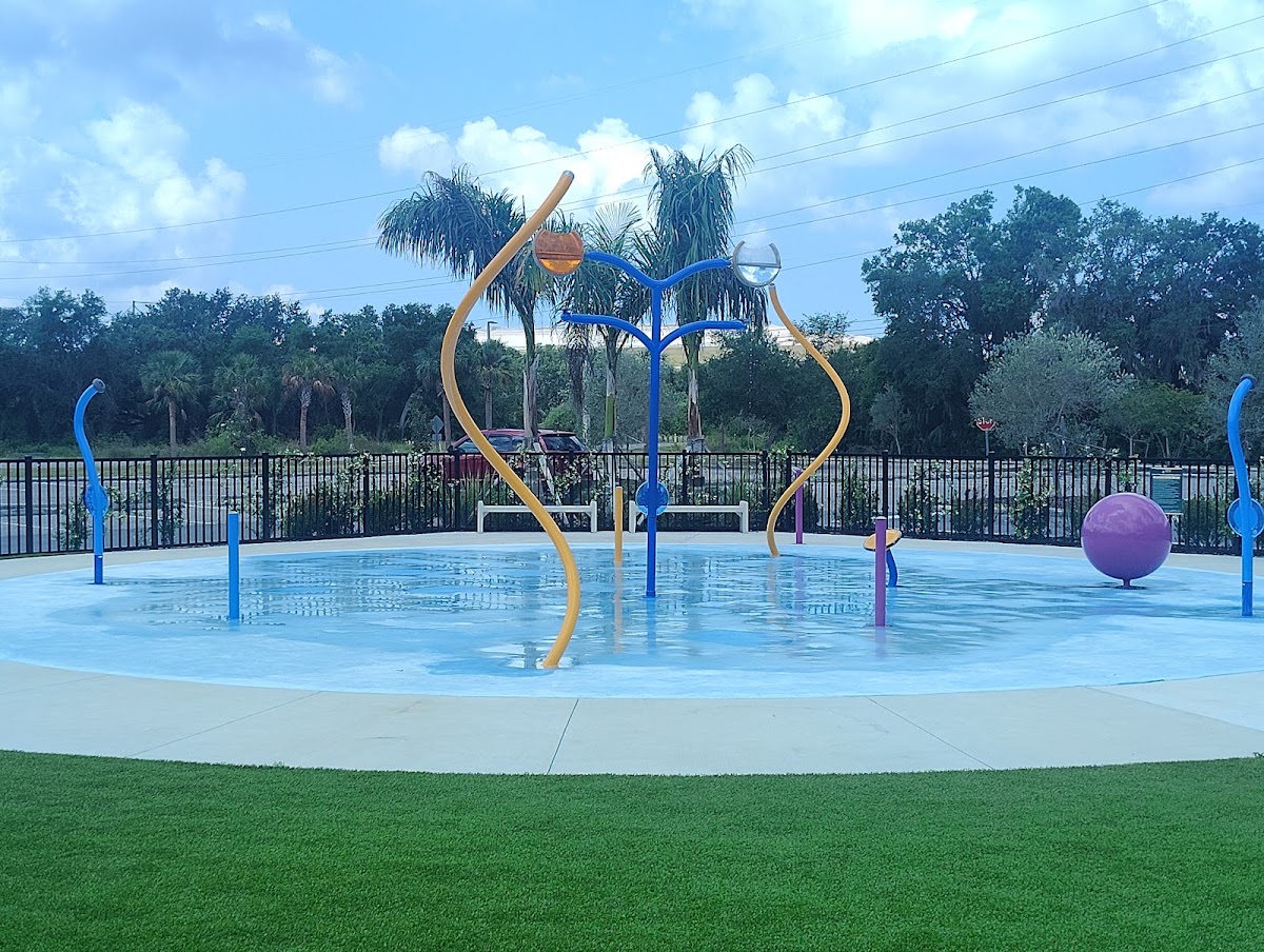 Emanuel P. Johnson Recreation Center - Photo 2