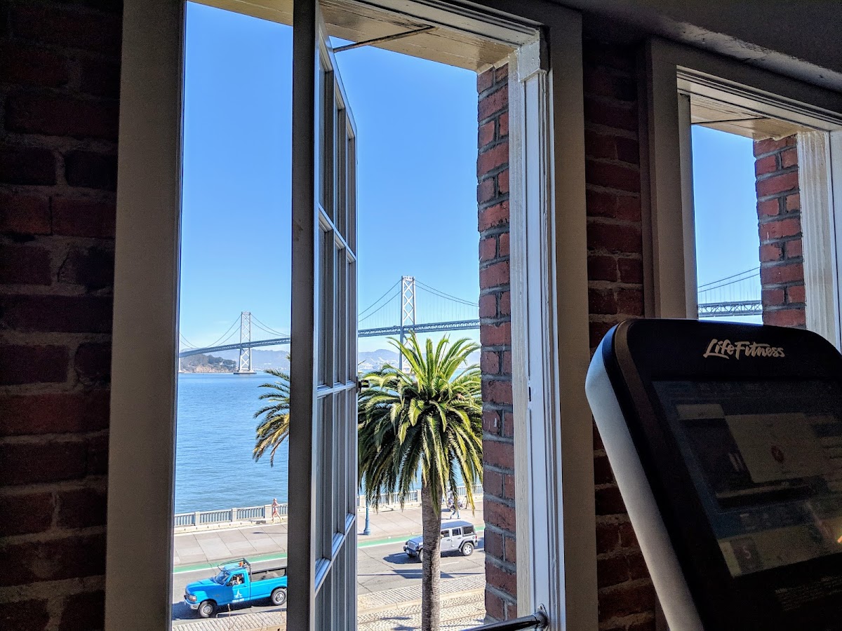 Embarcadero YMCA - Photo 3