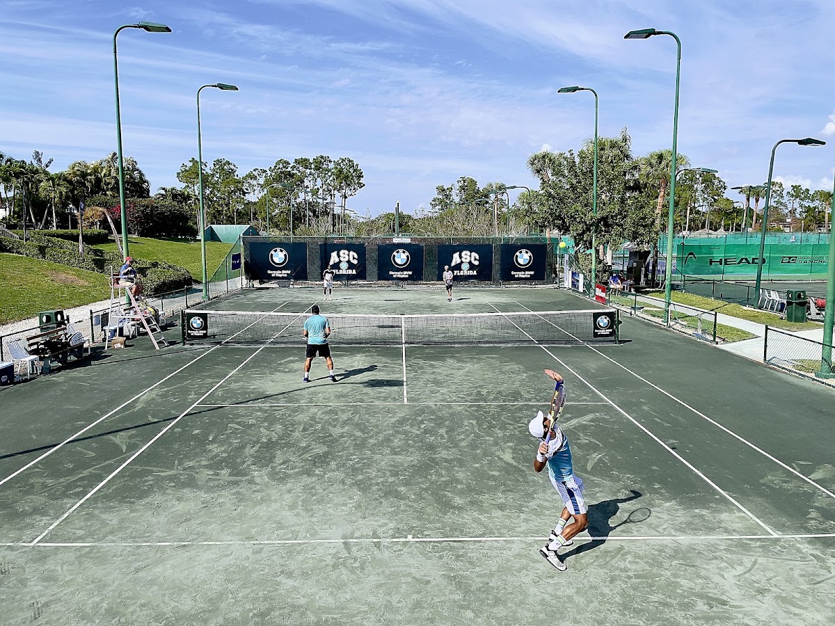 Emilio Sanchez Academy Florida - Photo 2
