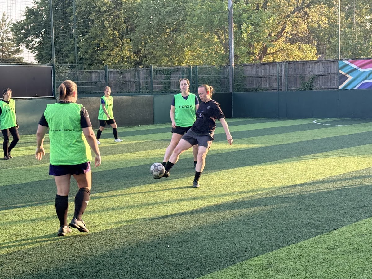 EmPowerBall Football Leagues - Photo 2
