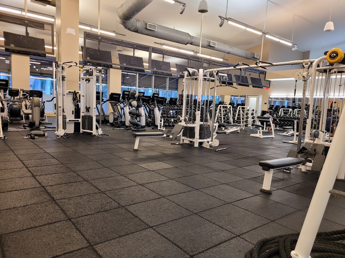 Equinox Coral Gables - Photo 2