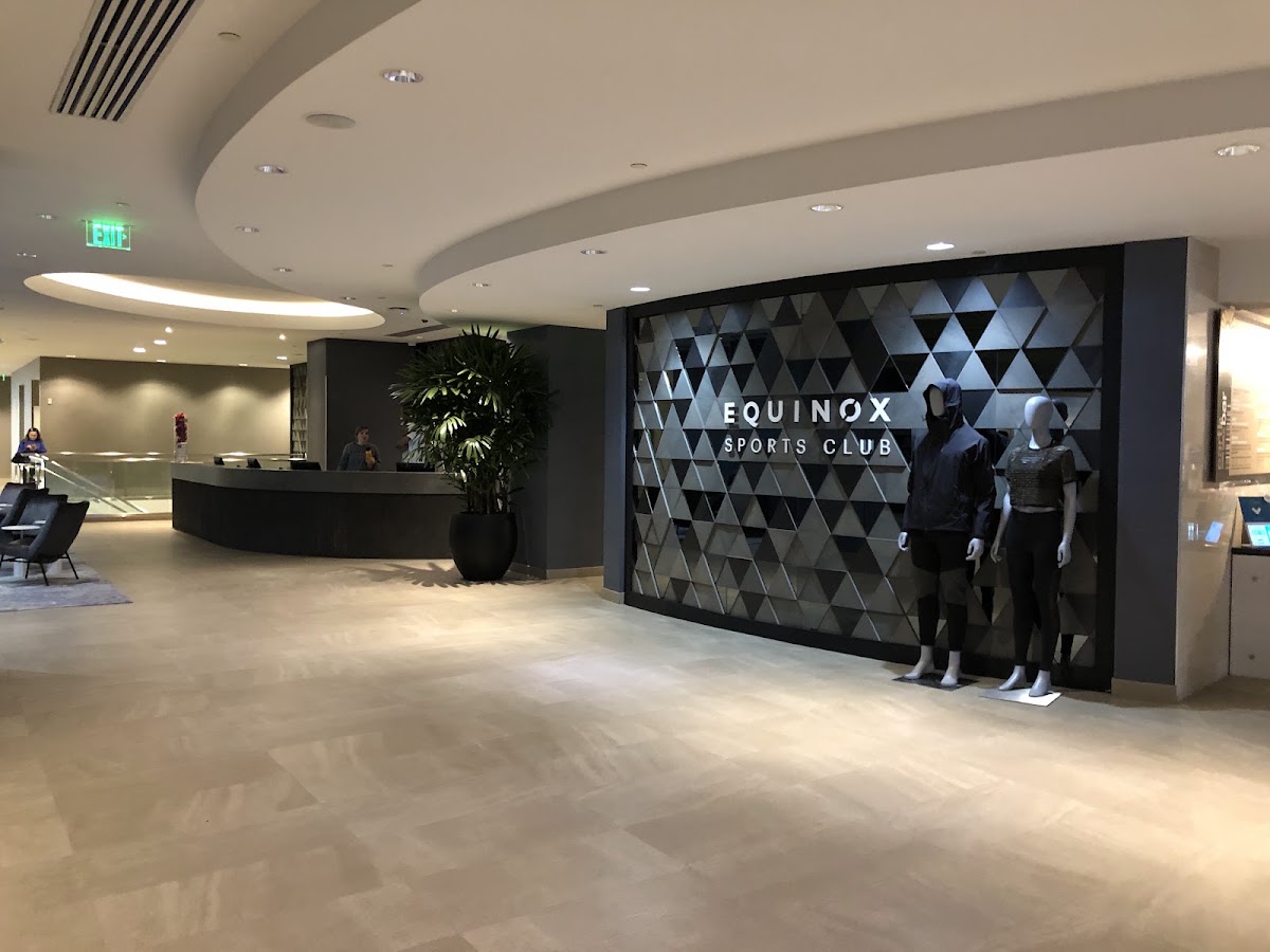 Equinox Sports Club San Francisco - Photo 3