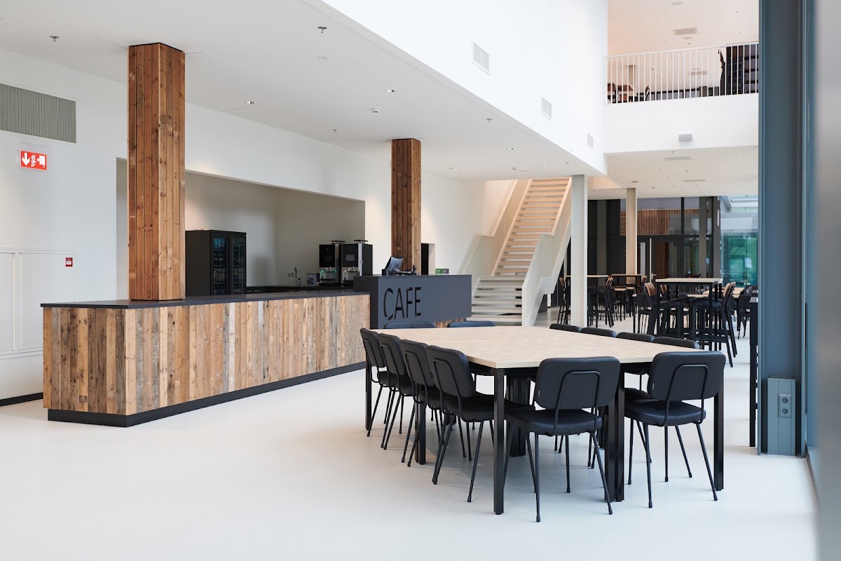 Erasmus Sport Center - Photo 3