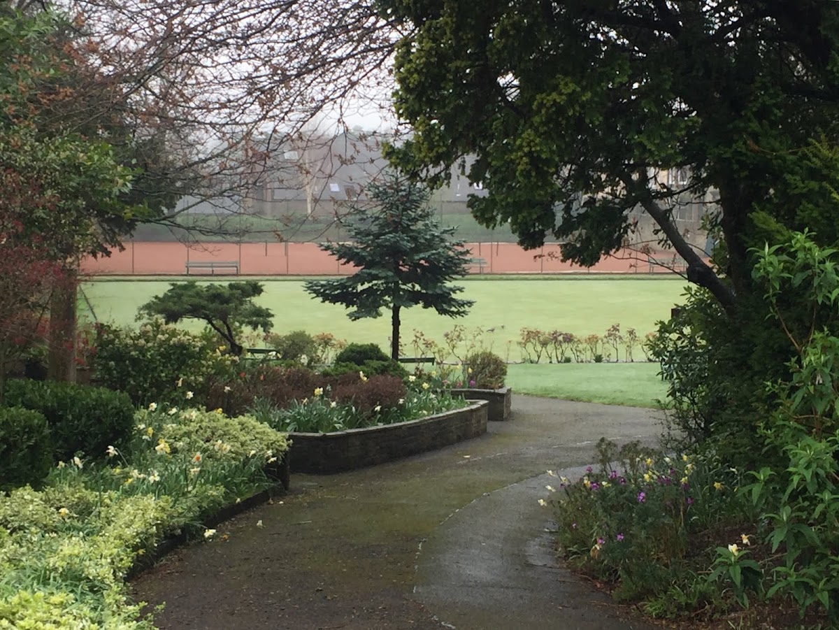 Falcon Bowling and Tennis Club - Photo 2