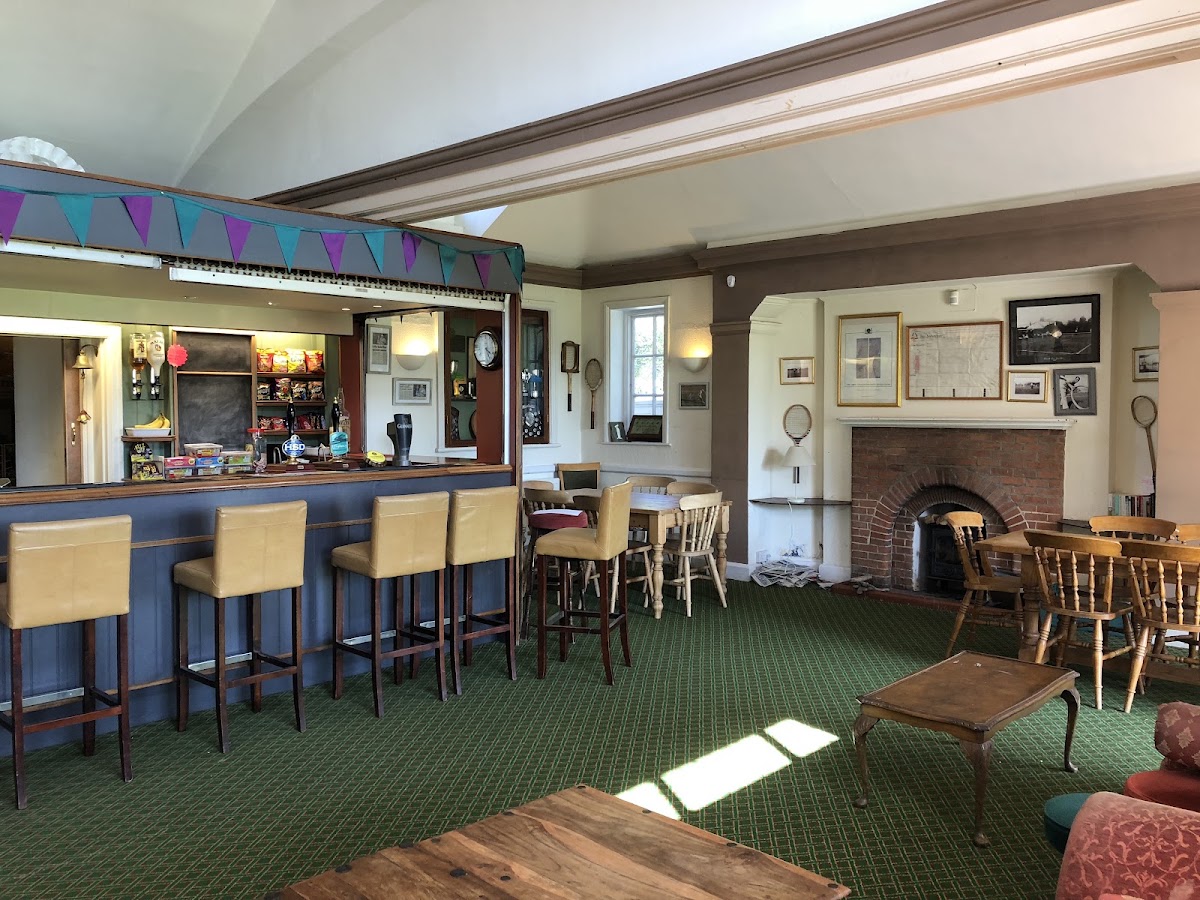Falmouth Sports Club - Photo 2