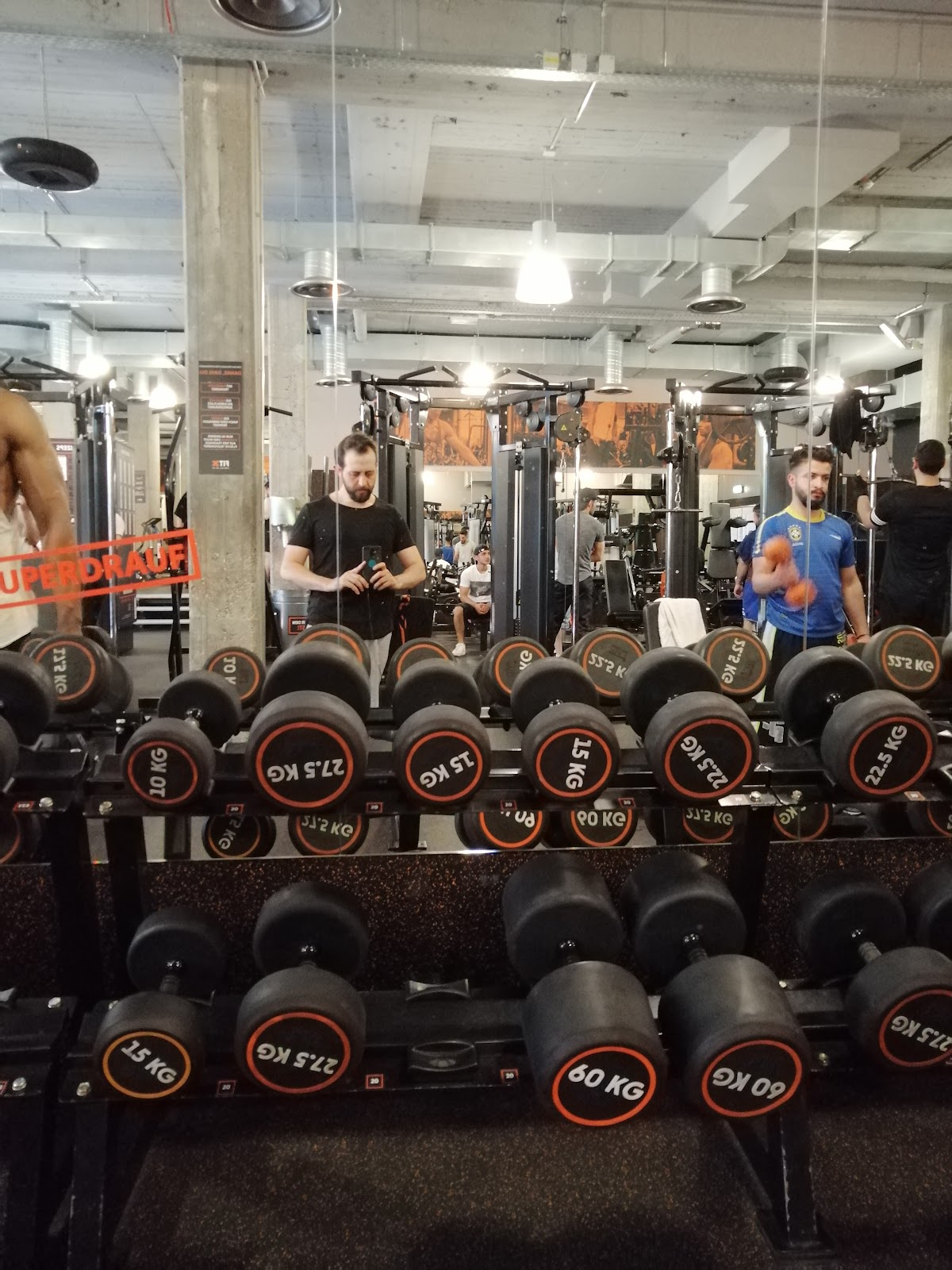 FitX Fitnessstudio - Photo 3