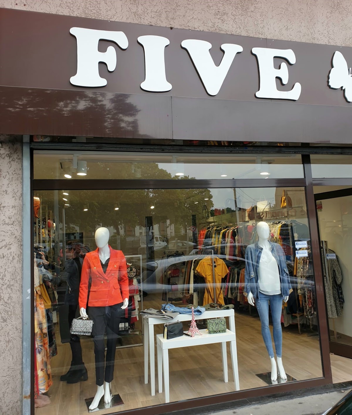 Le Five Villepinte - Photo 1