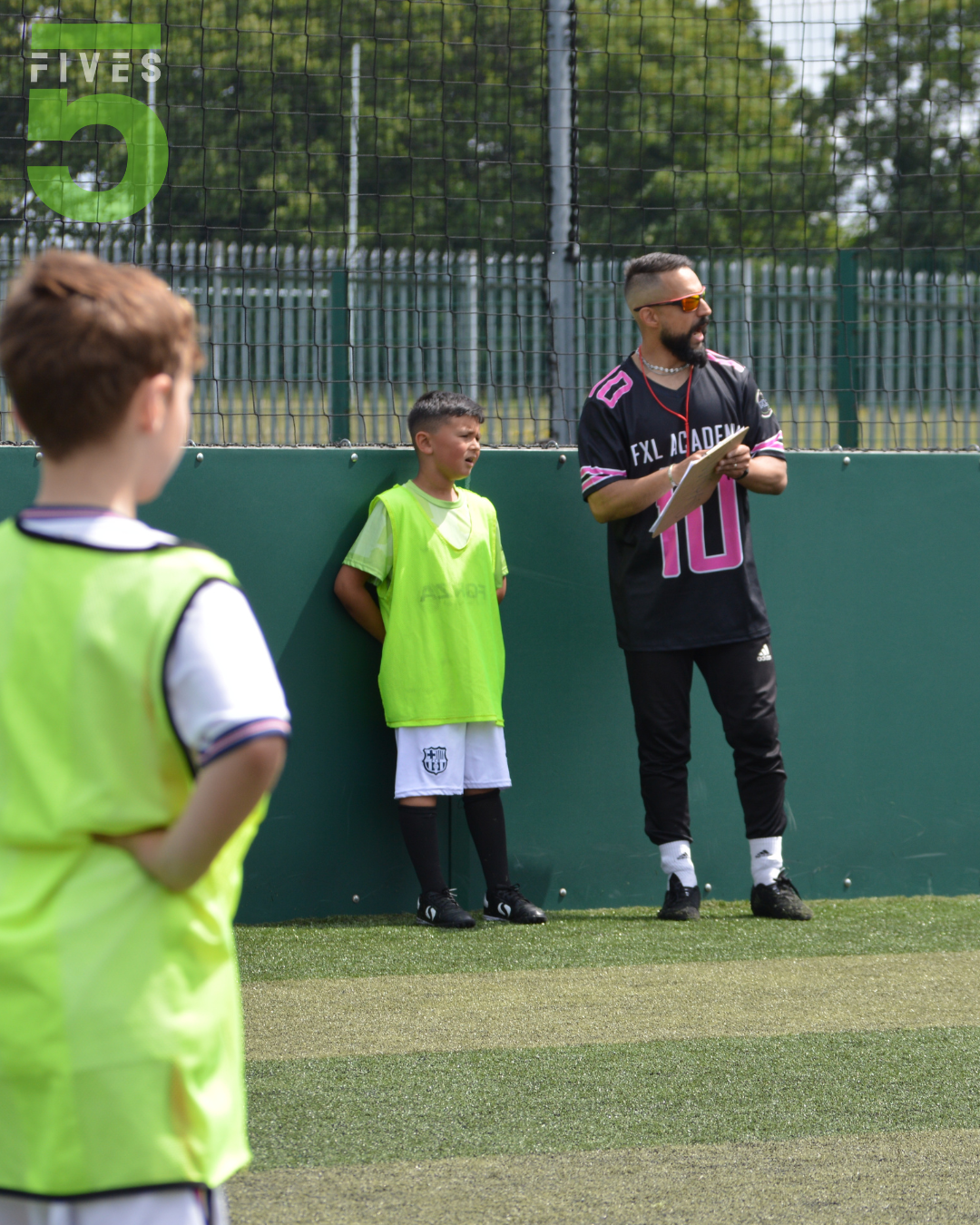 Fives Yardley - Photo 3