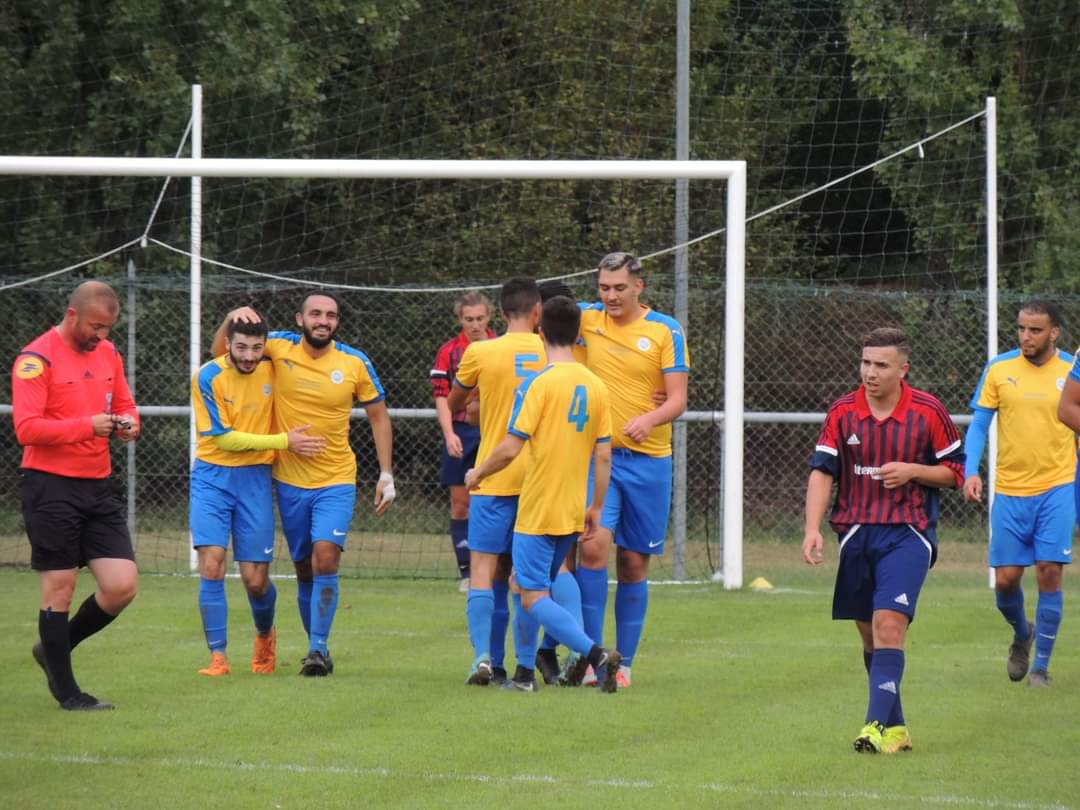 Football Club de Bourg-Lès-Valence (FCBLV) - Photo 3