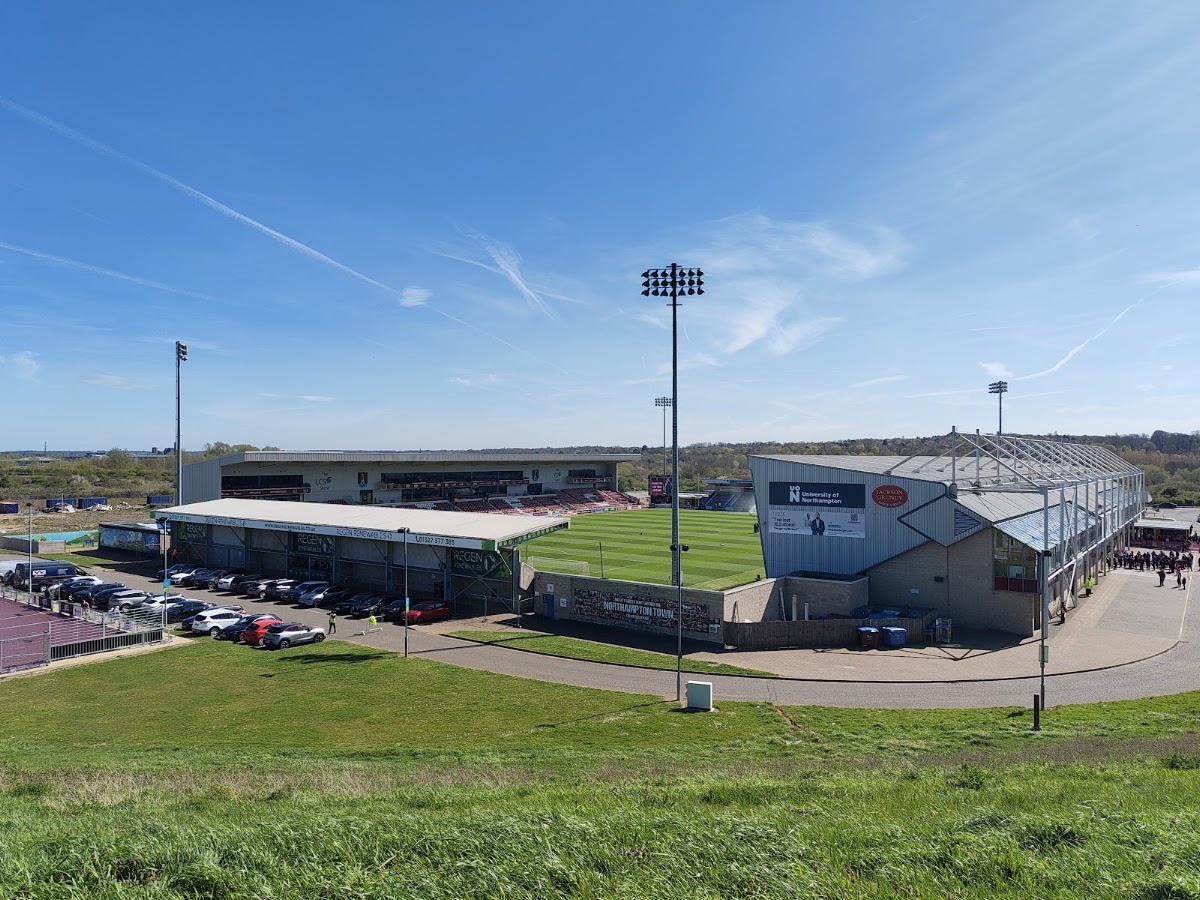 Football Ground - Photo 3