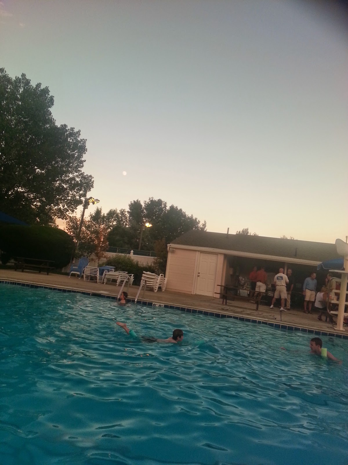 Foothills Swim & Racquet Club - Photo 3