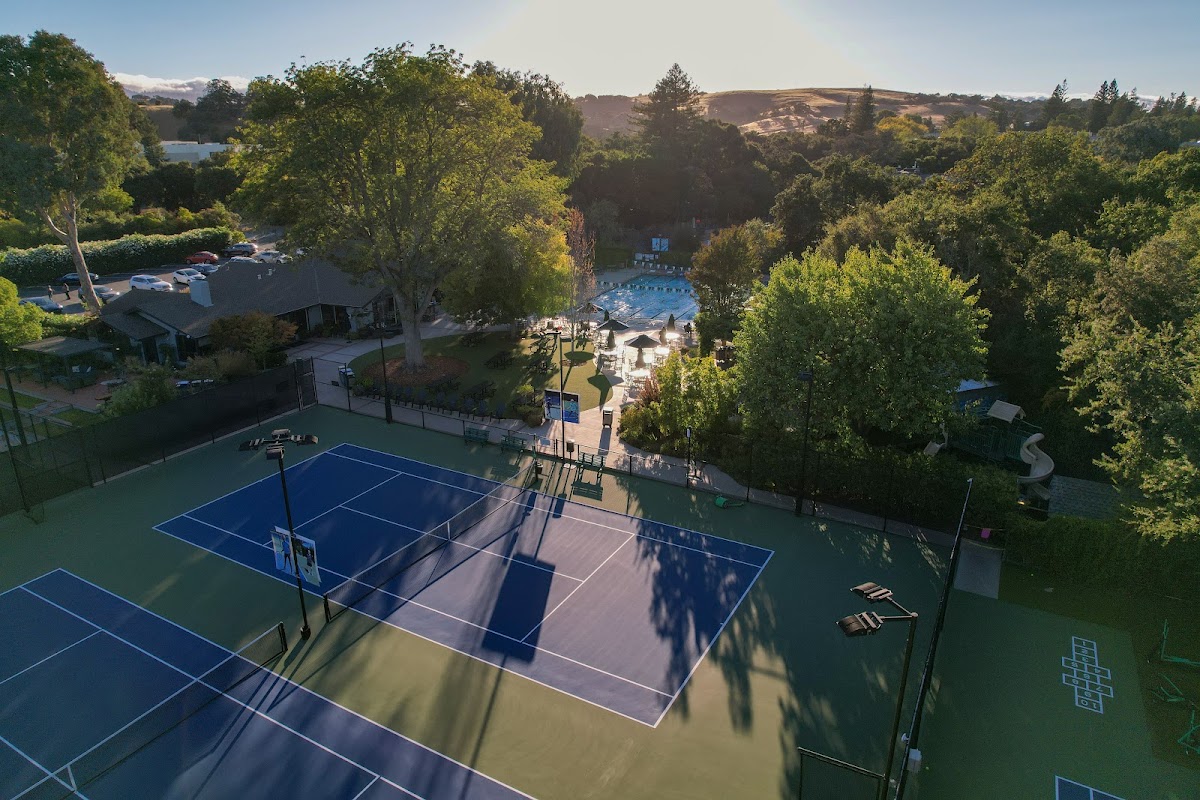 Foothills Tennis & Swimming Club - Photo 1