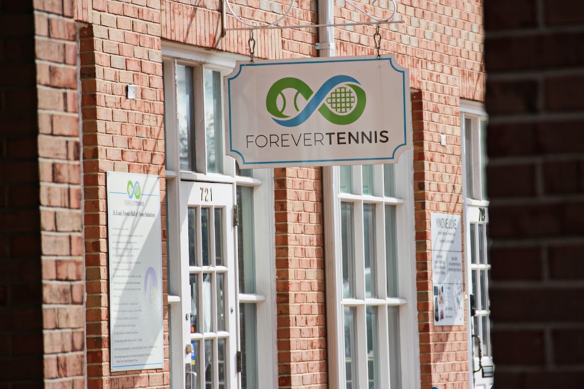 Forever Tennis & Pickleball
