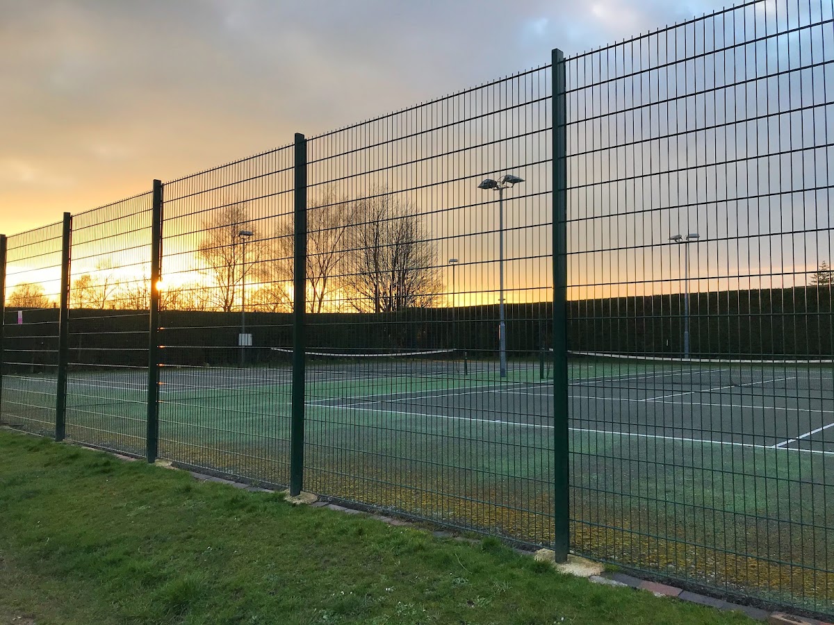 Four Marks Tennis Club - Photo 2