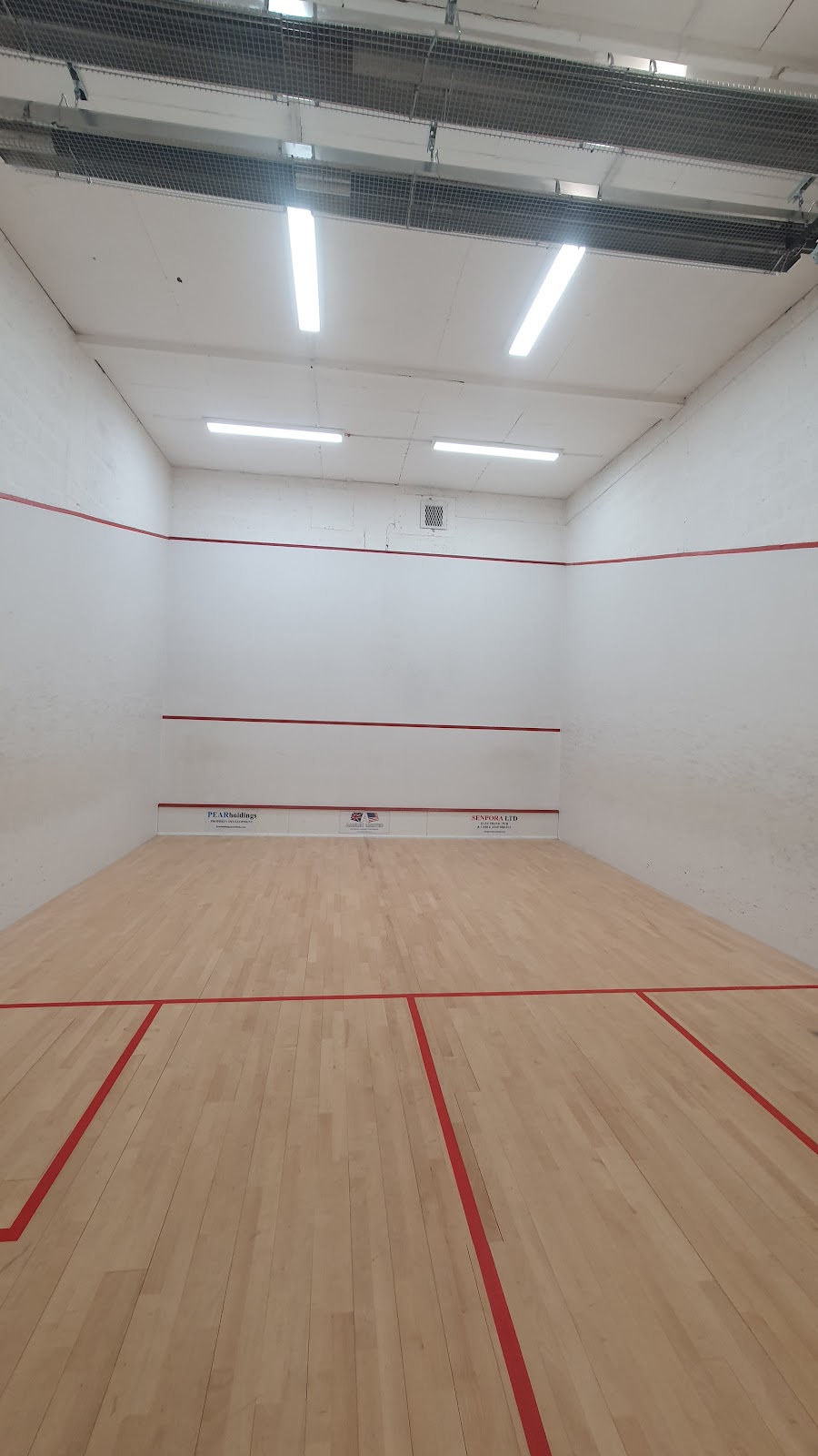 Four Oaks Squash Club - Photo 2