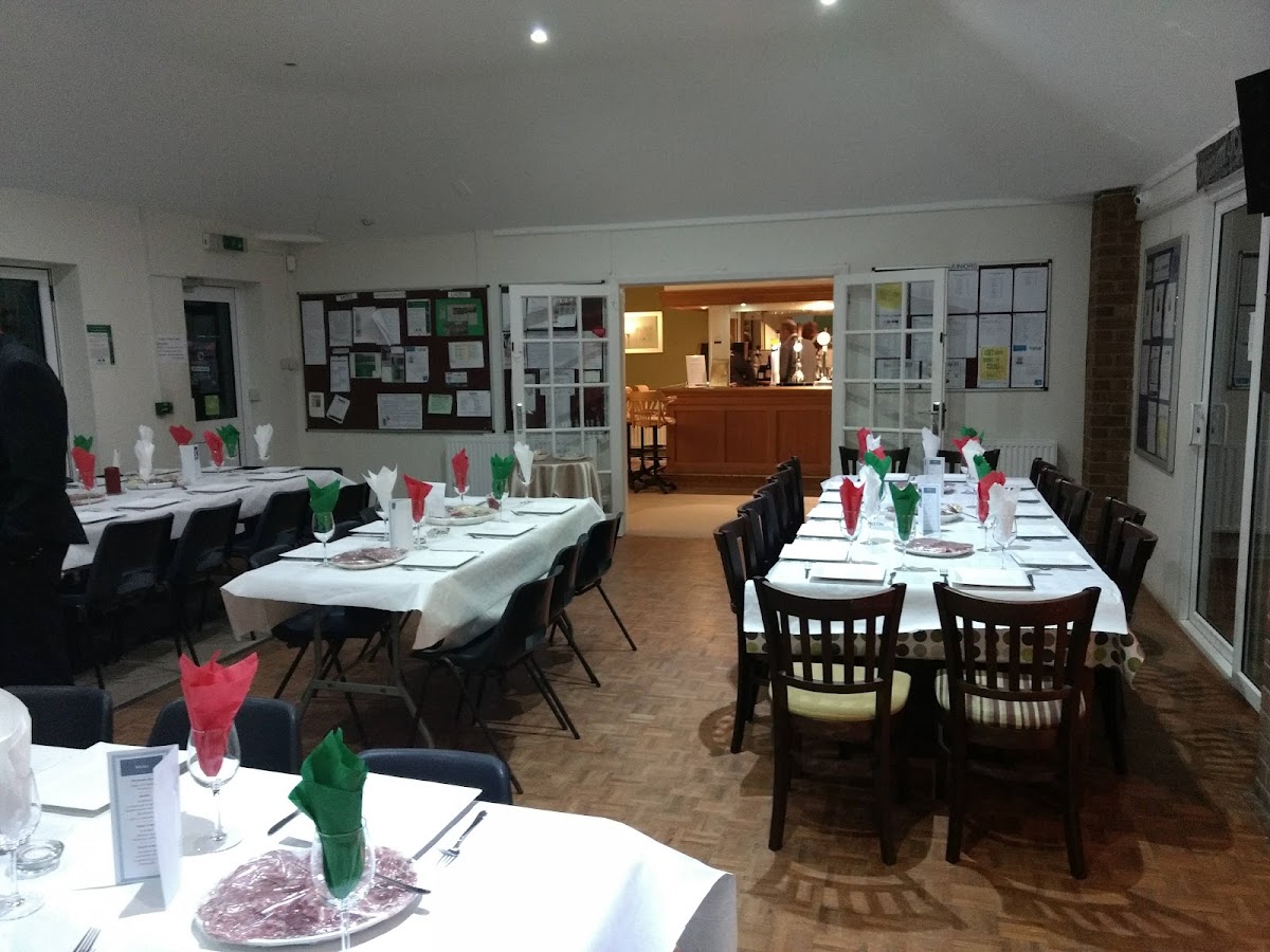 Four Oaks Tennis Club Ltd - Photo 3