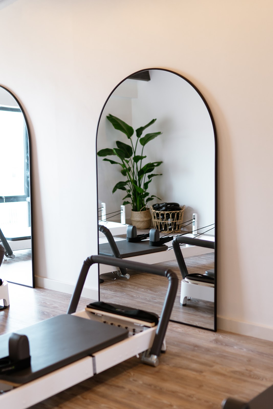 FRAMEWORK PILATES - Reformer Studio - Photo 3