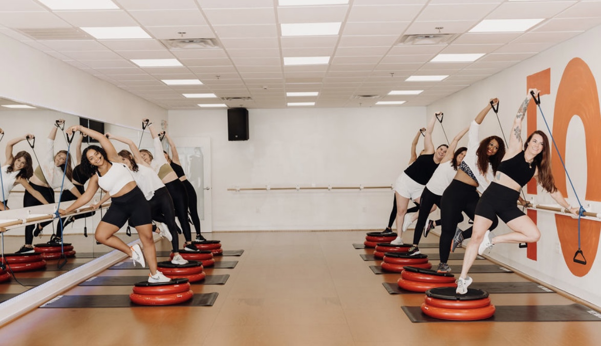 Full Out Barre - Photo 1