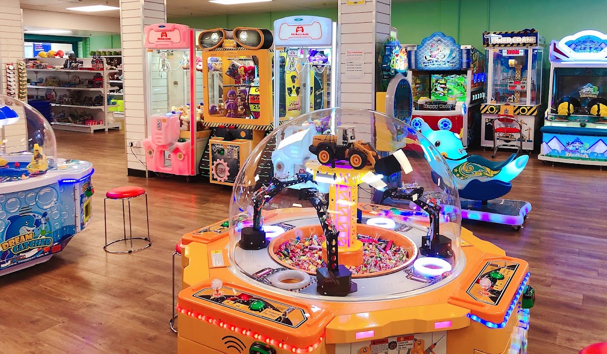 Funtura Family Entertainment Centre - Photo 1