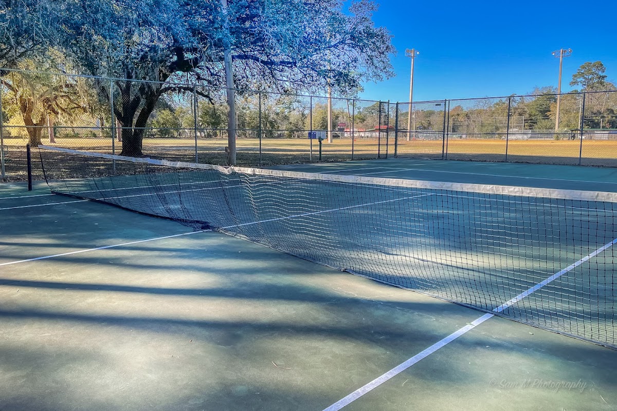 Garden City Public Tennis Courts - Photo 3