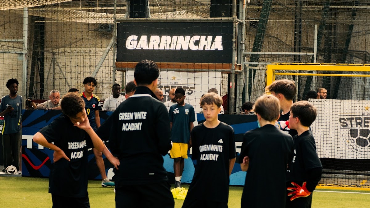 GARRINCHA Antwerpen Zuid | Padel & Voetbal - Photo 1