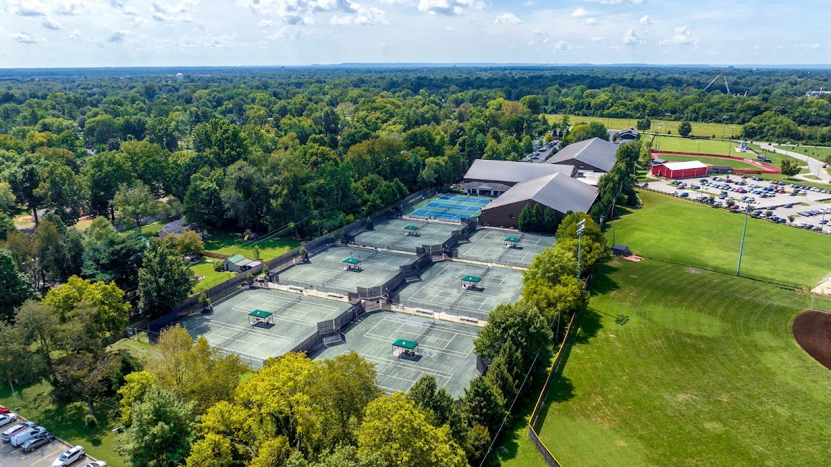 Genesis Health Clubs - Louisville Tennis Club - Photo 1