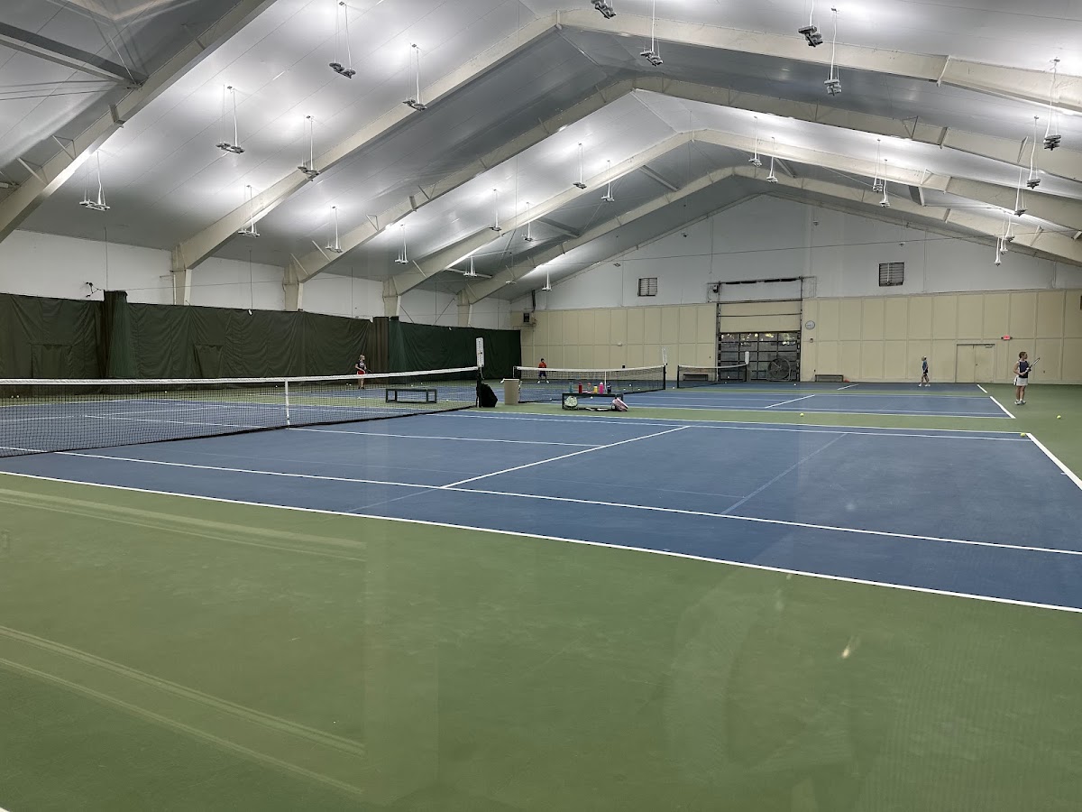 Genesis Health Clubs - Louisville Tennis Club - Photo 3