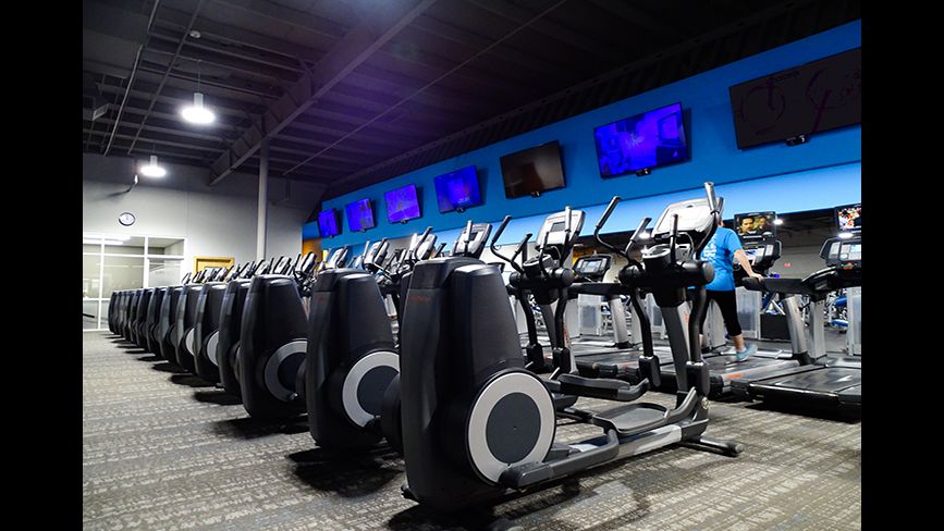 Genesis Health Clubs - Merle Hay - Photo 1