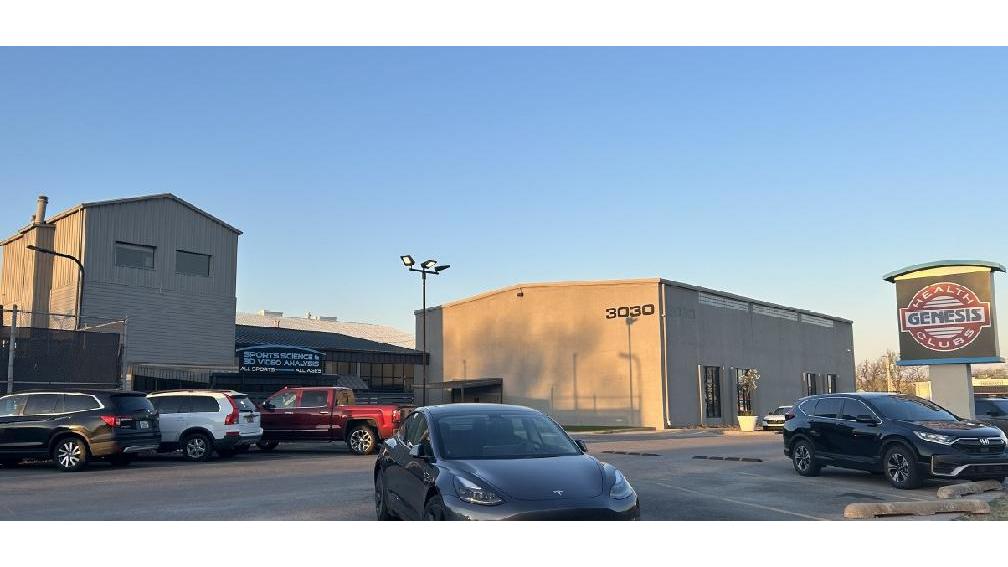 Genesis Health Clubs - Riverside - Photo 1