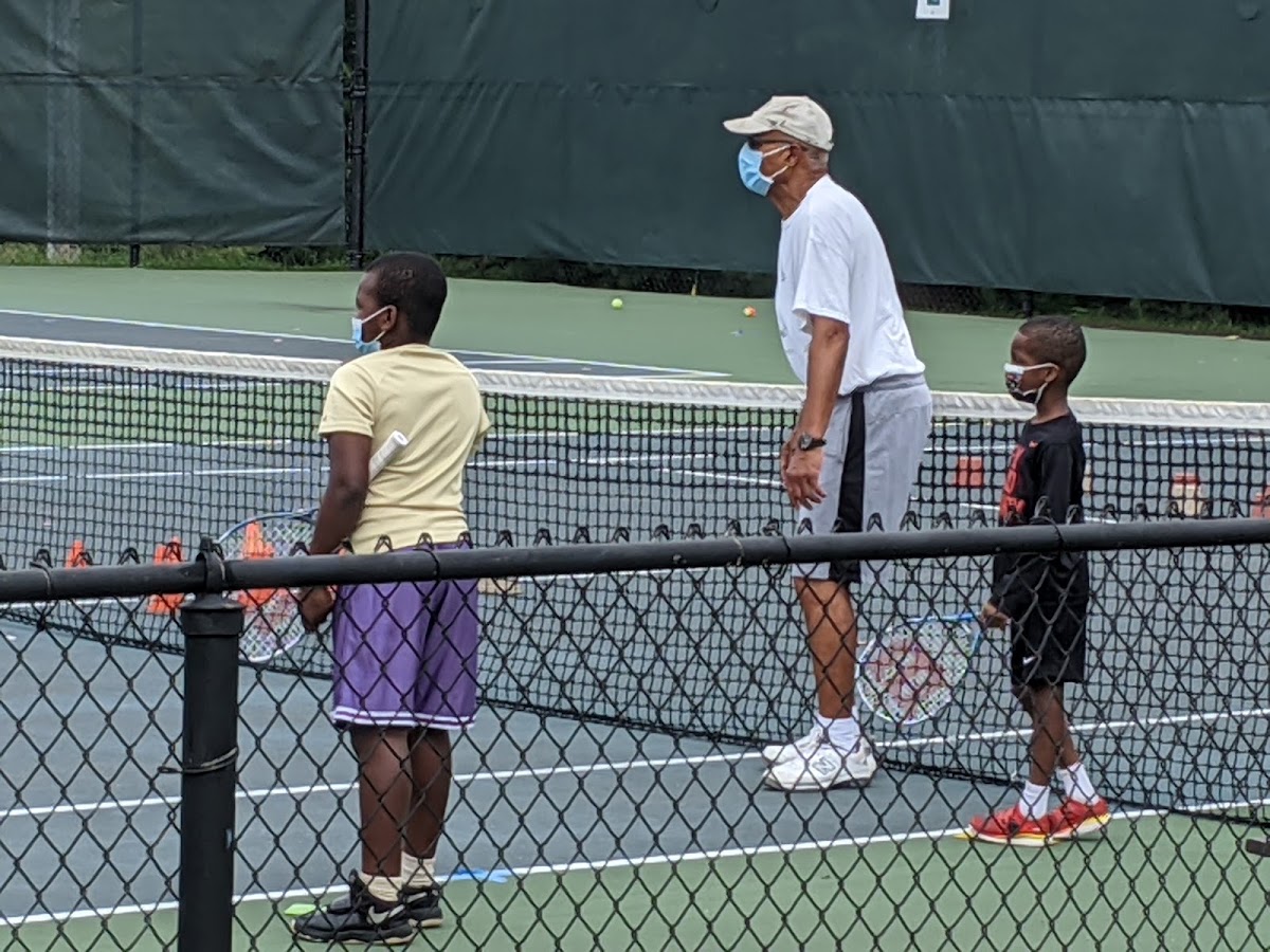 George Ward Tennis Center - Photo 2