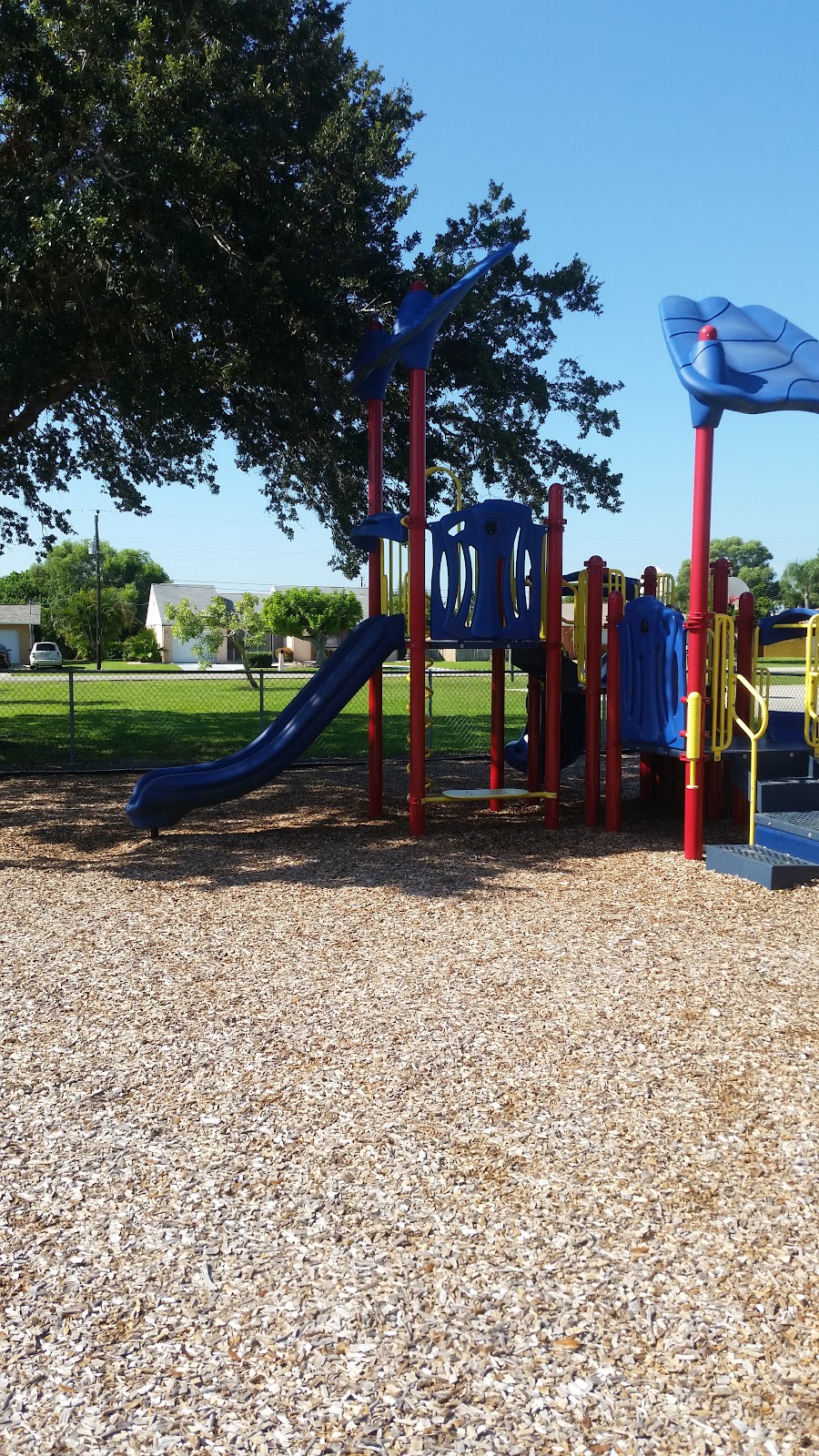 Giuffrida Park - Photo 2