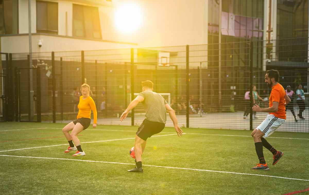 GO Mammoth 5-aside Football Clapham Station - Photo 2