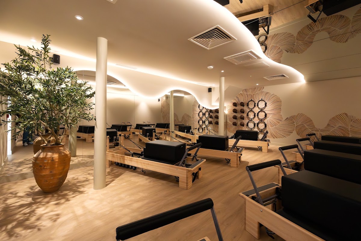 Goji Reformer Pilates | Clapham South - Photo 1