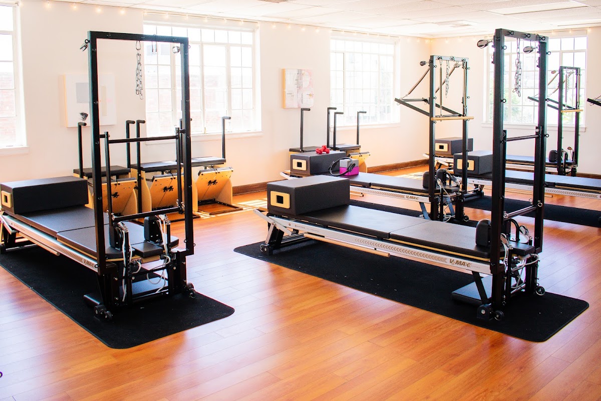Gold Line Pilates Pasadena - Photo 1