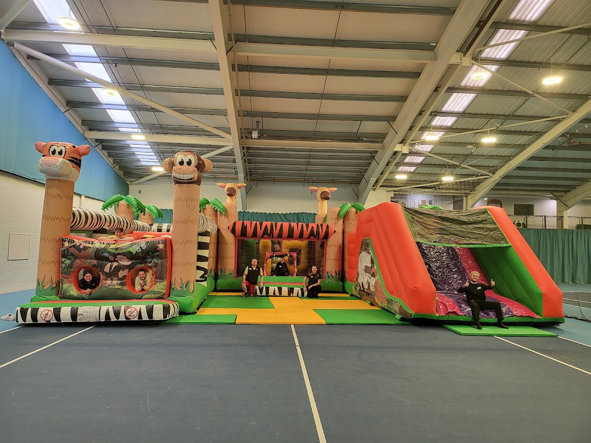 Graves Tennis and Leisure Centre - Photo 1