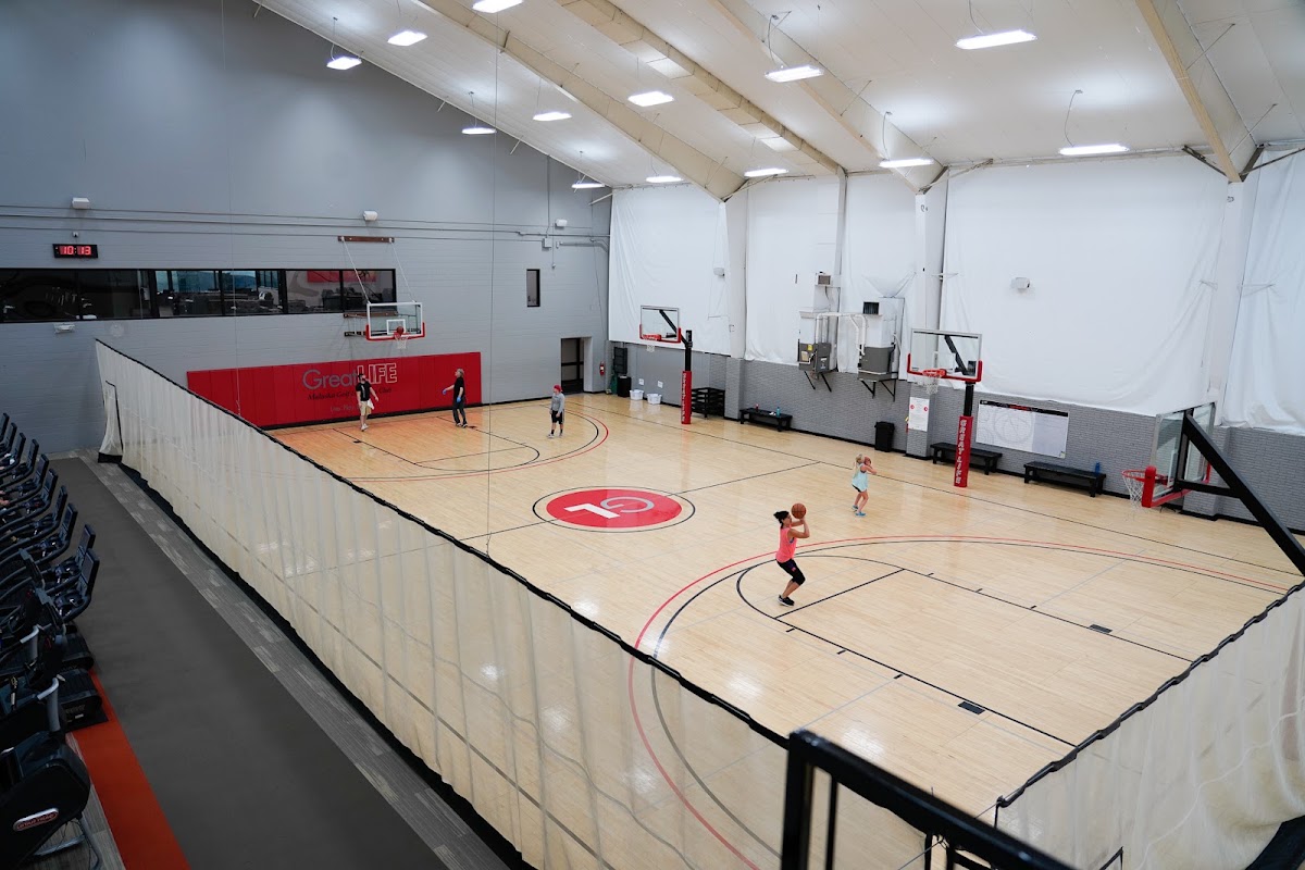 GreatLIFE Woodlake Athletic Club - Photo 1
