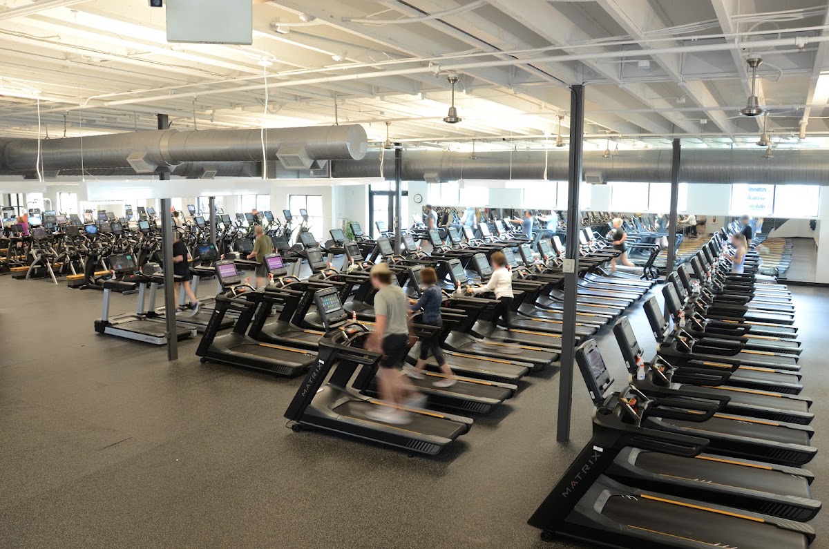 Green Hills Family YMCA - Photo 1